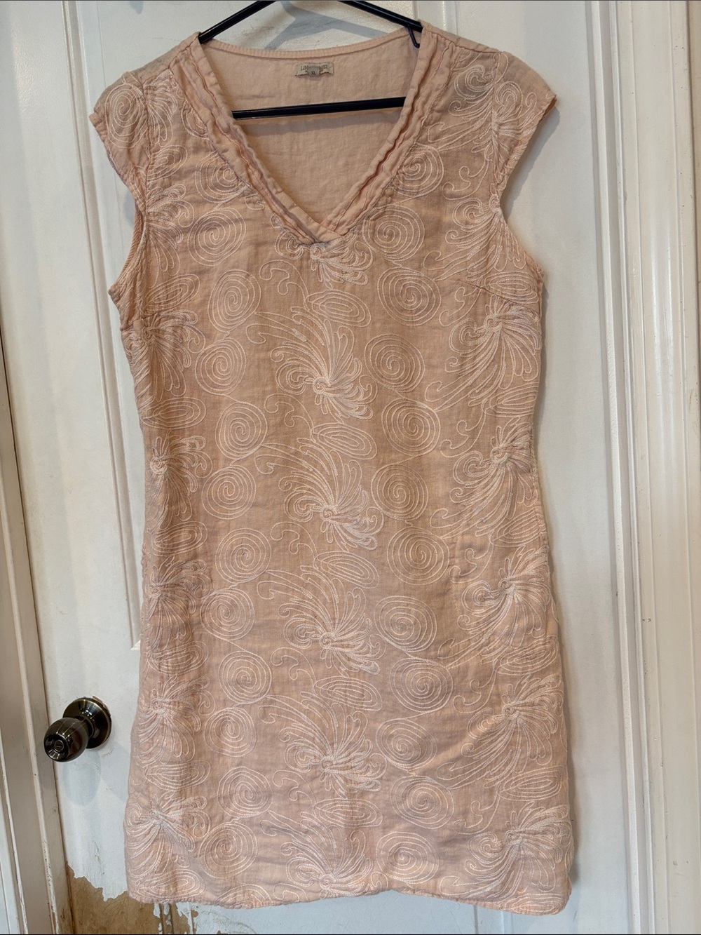 Lina Tomei Italian Embroidered V-Neck linen Midi Dress in Blush